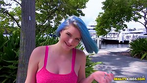 Amateur Girl With Green Hair Meets A Guy Then Sucks And Fucks Him