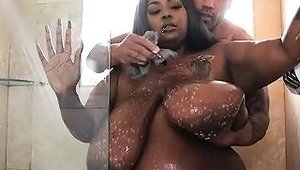 Exotic Ebony Bbw Zariah June Fucks In Shower